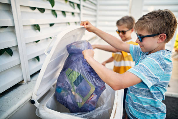 Best Appliance Disposal  in Earlham, IA